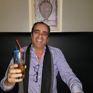 Meet your Posher, Simon